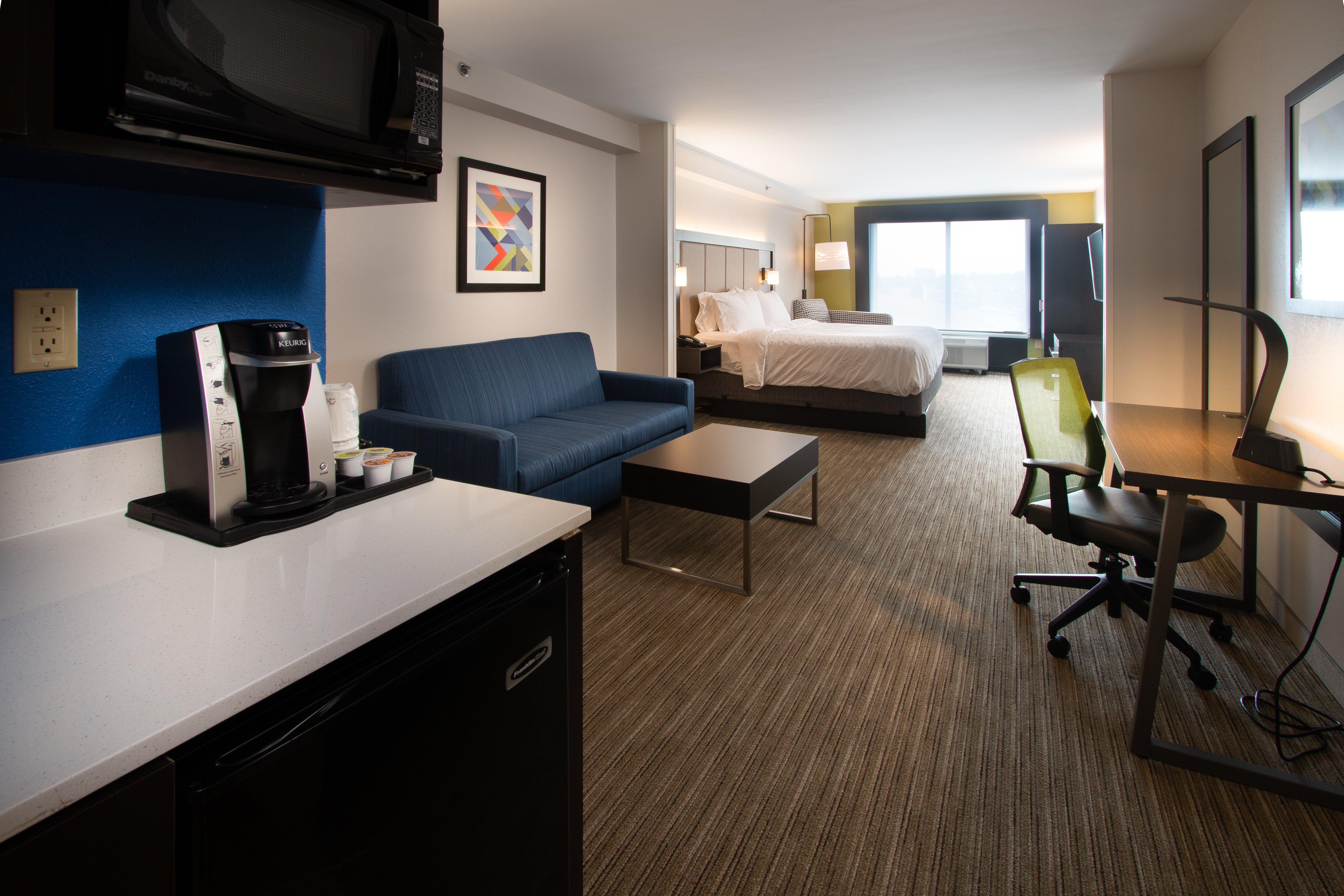 Holiday Inn Express & Suites Tupelo By Ihg Exterior photo