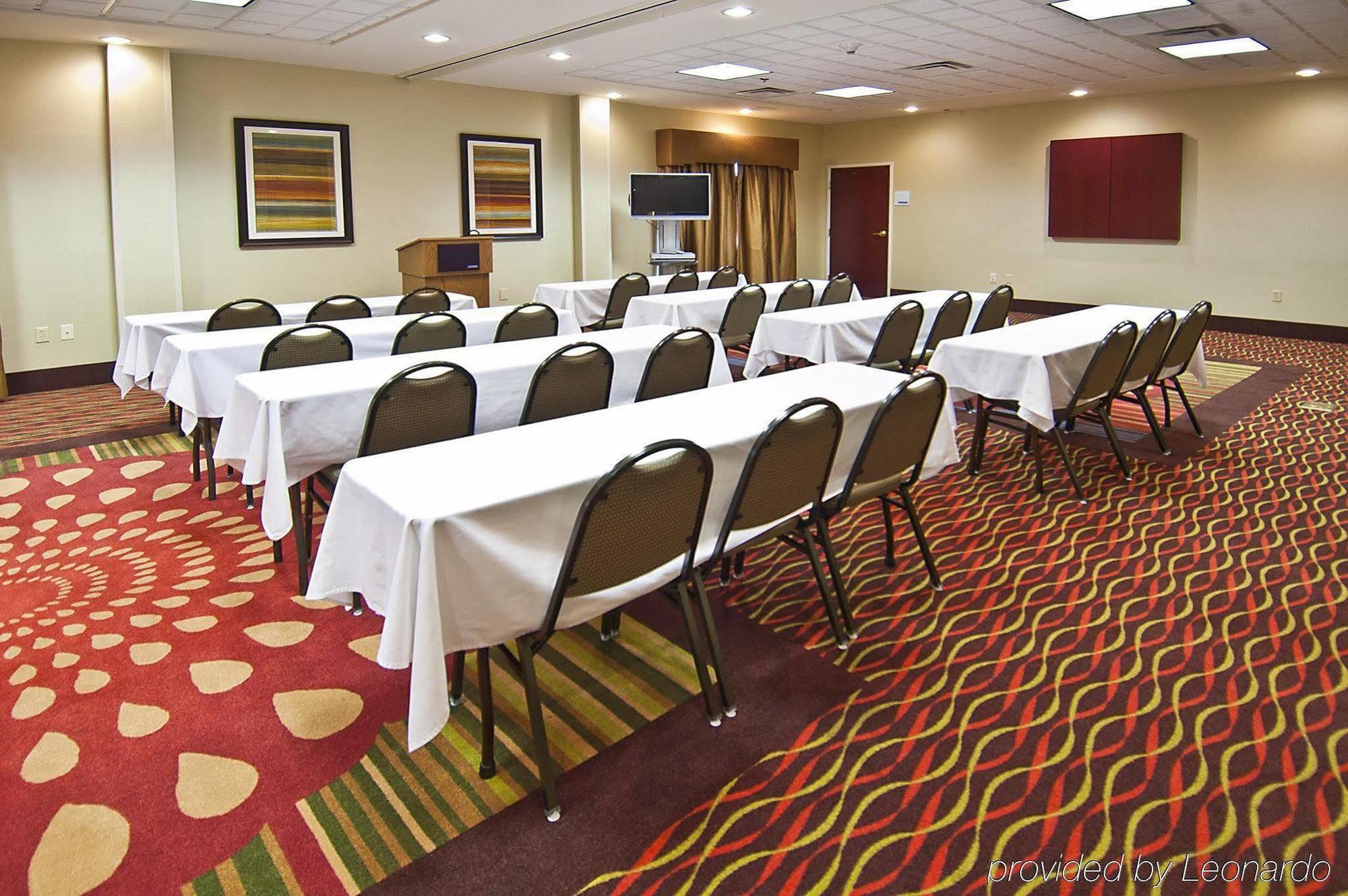 Holiday Inn Express & Suites Tupelo By Ihg Facilities photo